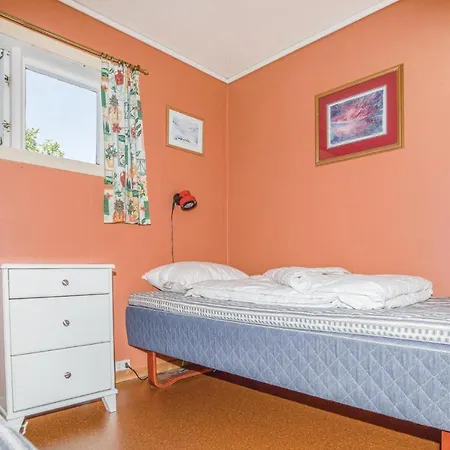 2 Bedroom Lovely In